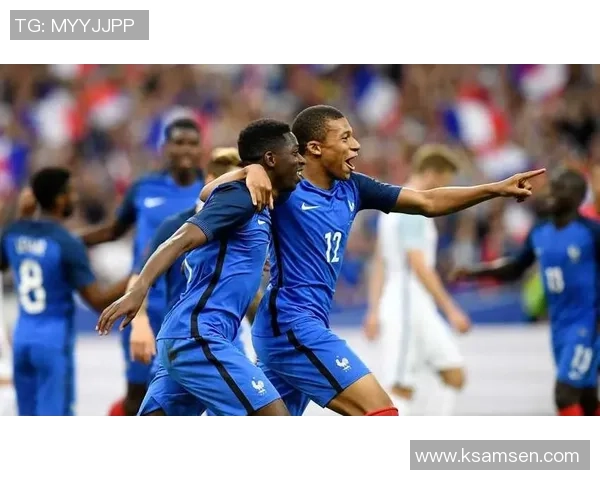 重庆足球队以77分领跑世界杯积分榜展现强劲实力和夺冠希望