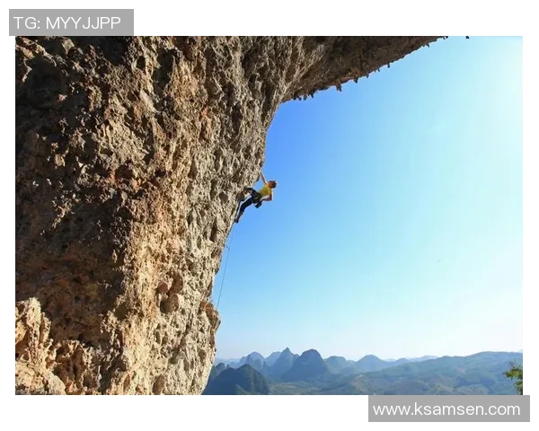 杭州攀岩队包夹战术解析与攀岩热点的深度探讨